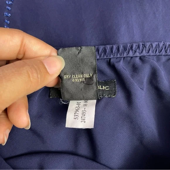 Banana Republic Women’s Navy Blue 100% Silk Skirt Size 2 - Picture 10 of 10